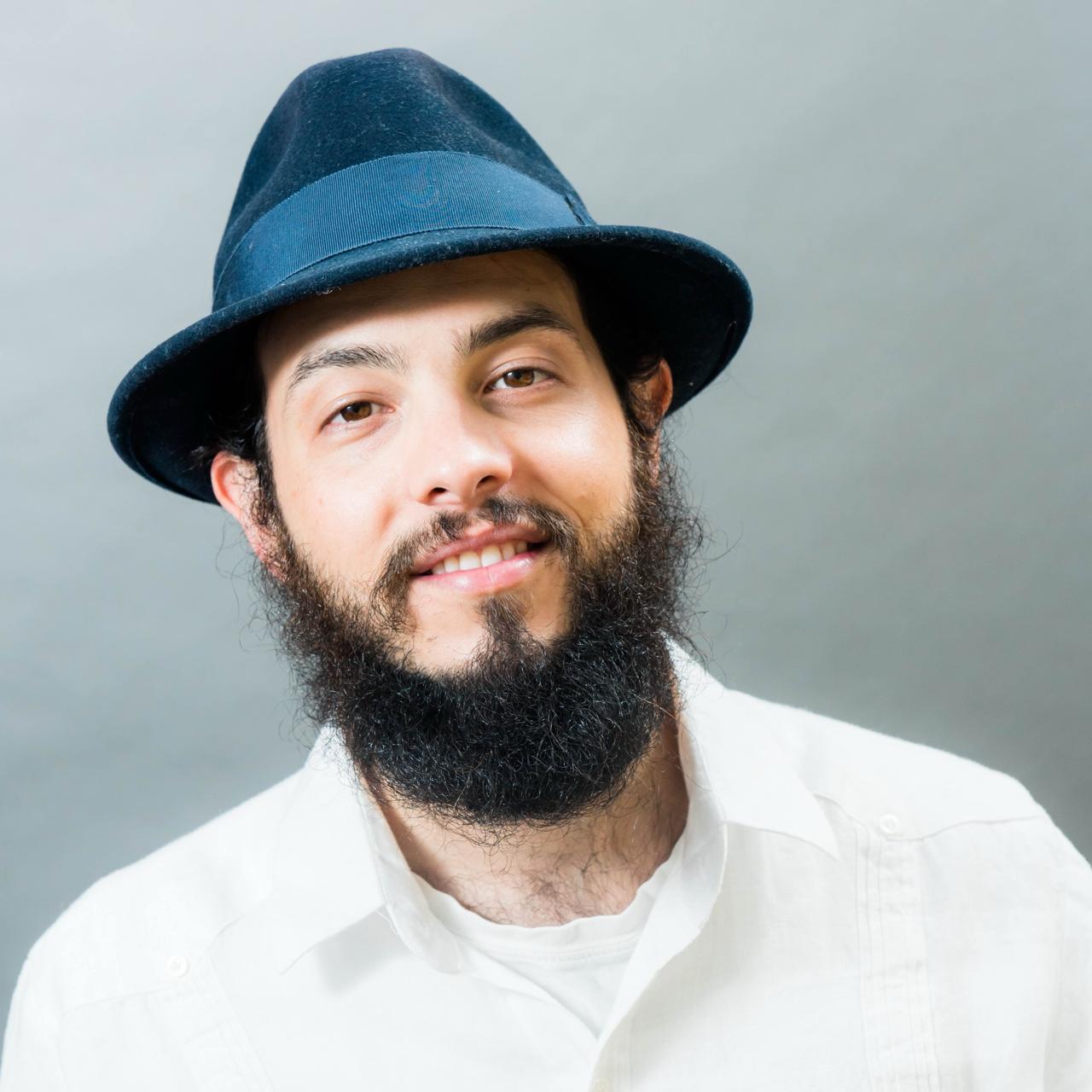 Ari Lesser